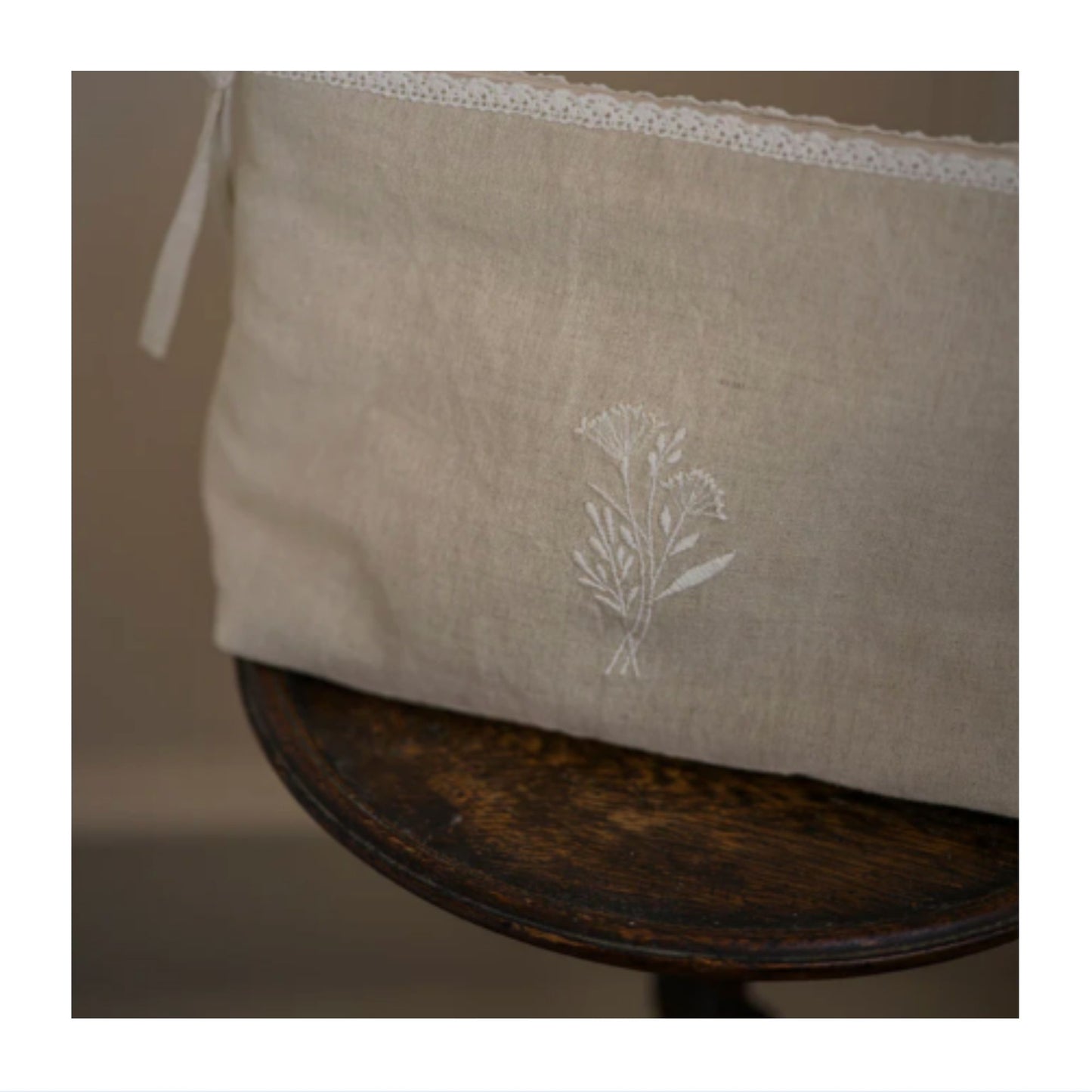 Linen & Lace Cosmetic Pouch