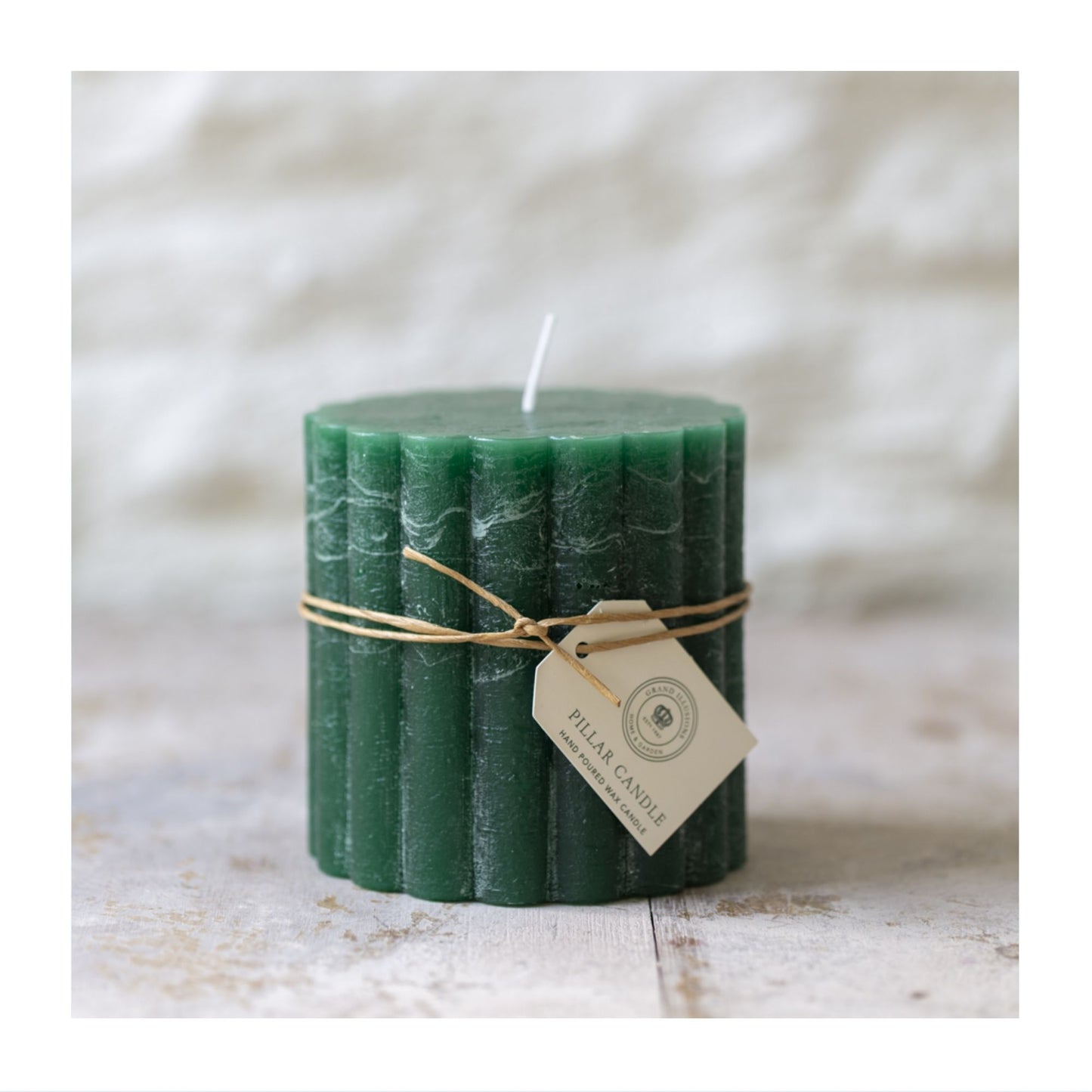 Emerald Scalloped Pillar Candles