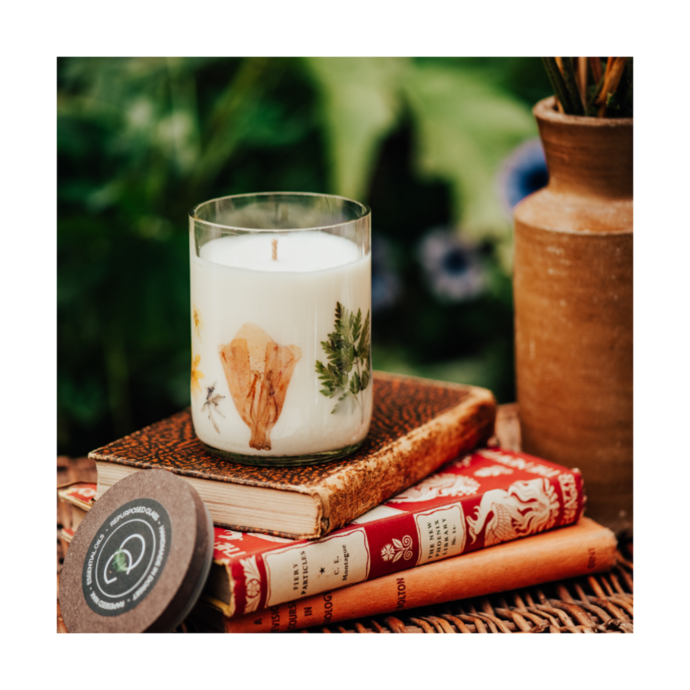 Herbarium Candle
