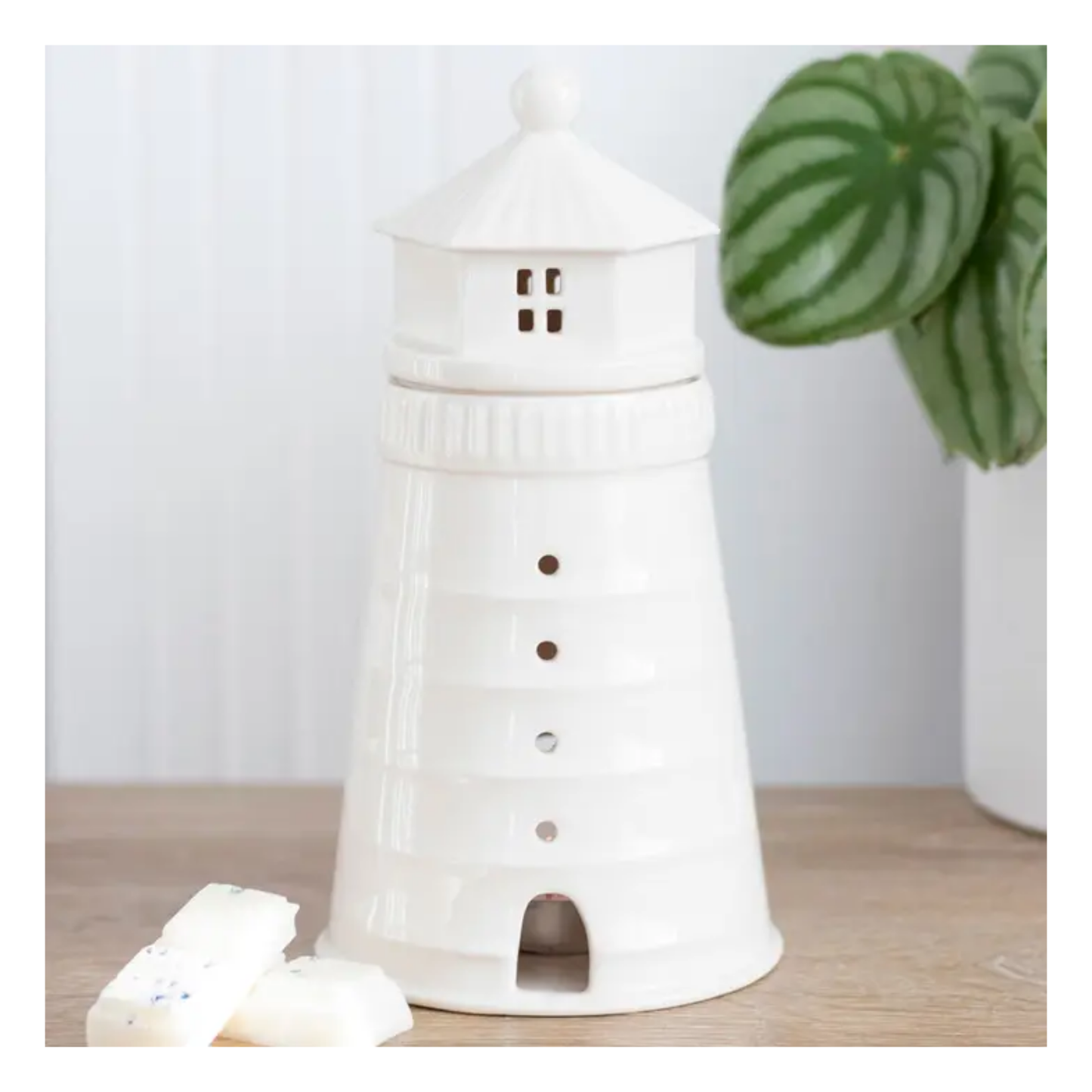 White Lighthouse Oil & Wax Burner