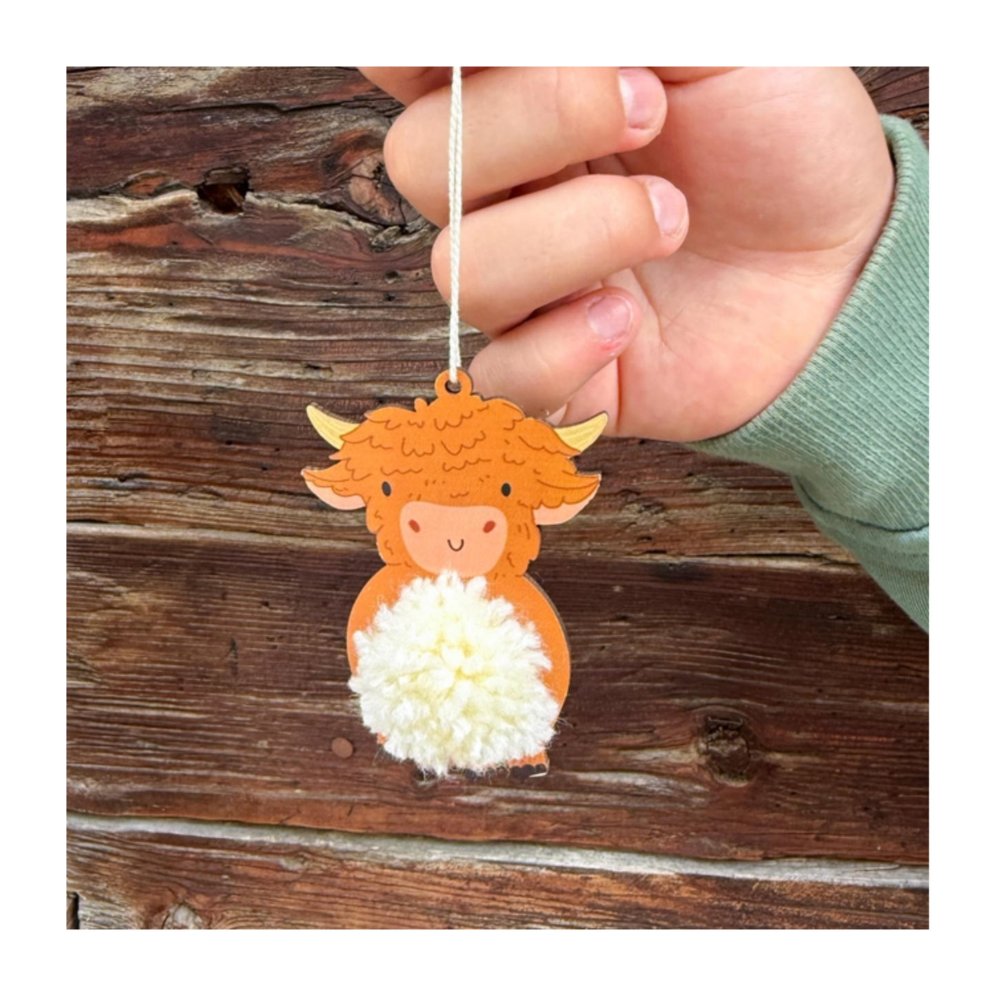 Highland Cow Pom-Pom Decoration Kit
