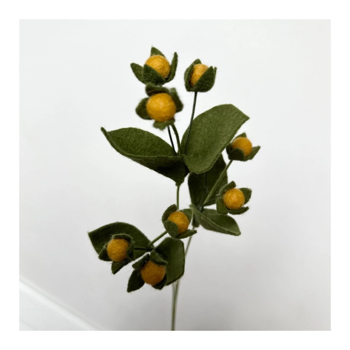 Hypericum Berries Felt Flower