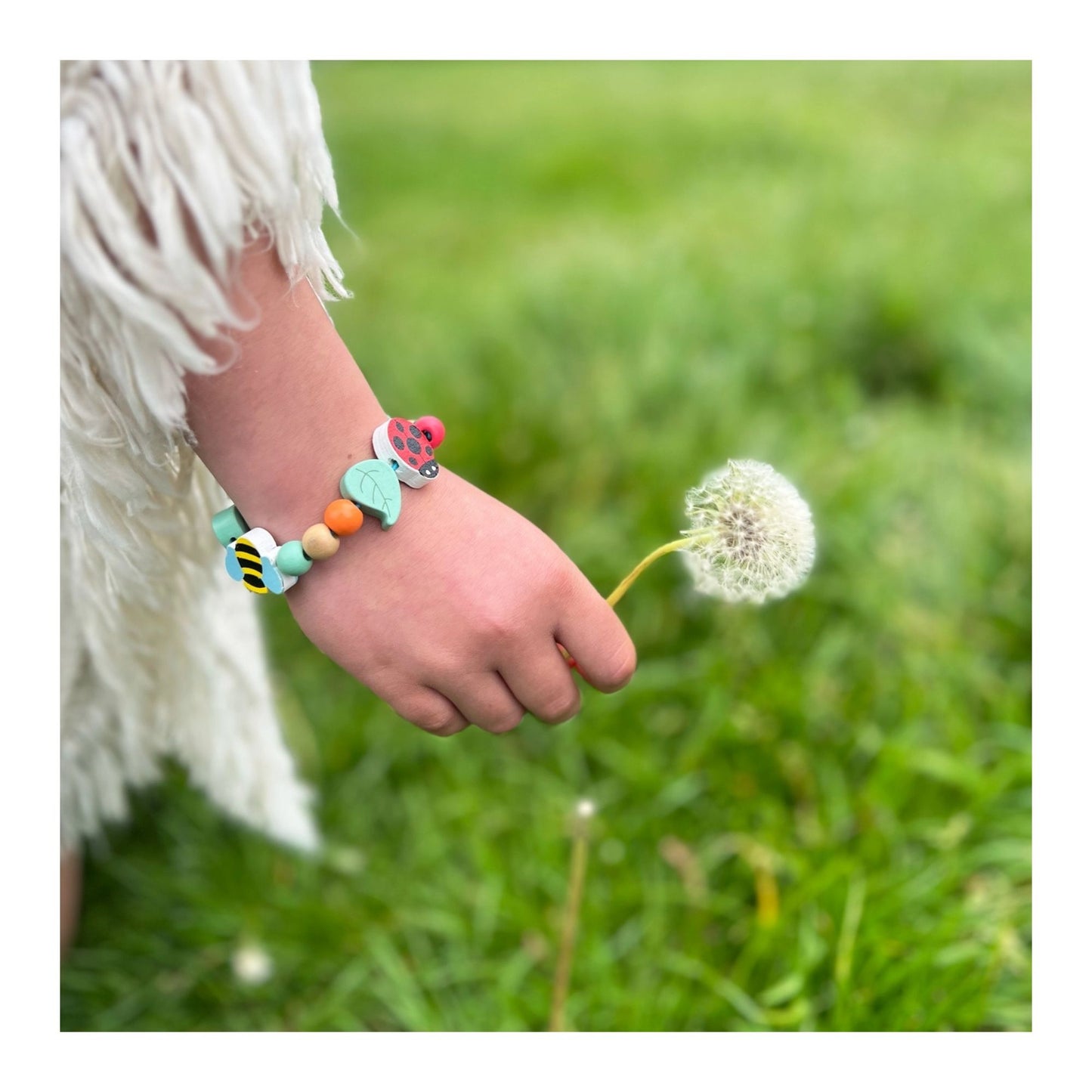 Minibeasts Bracelet Kit