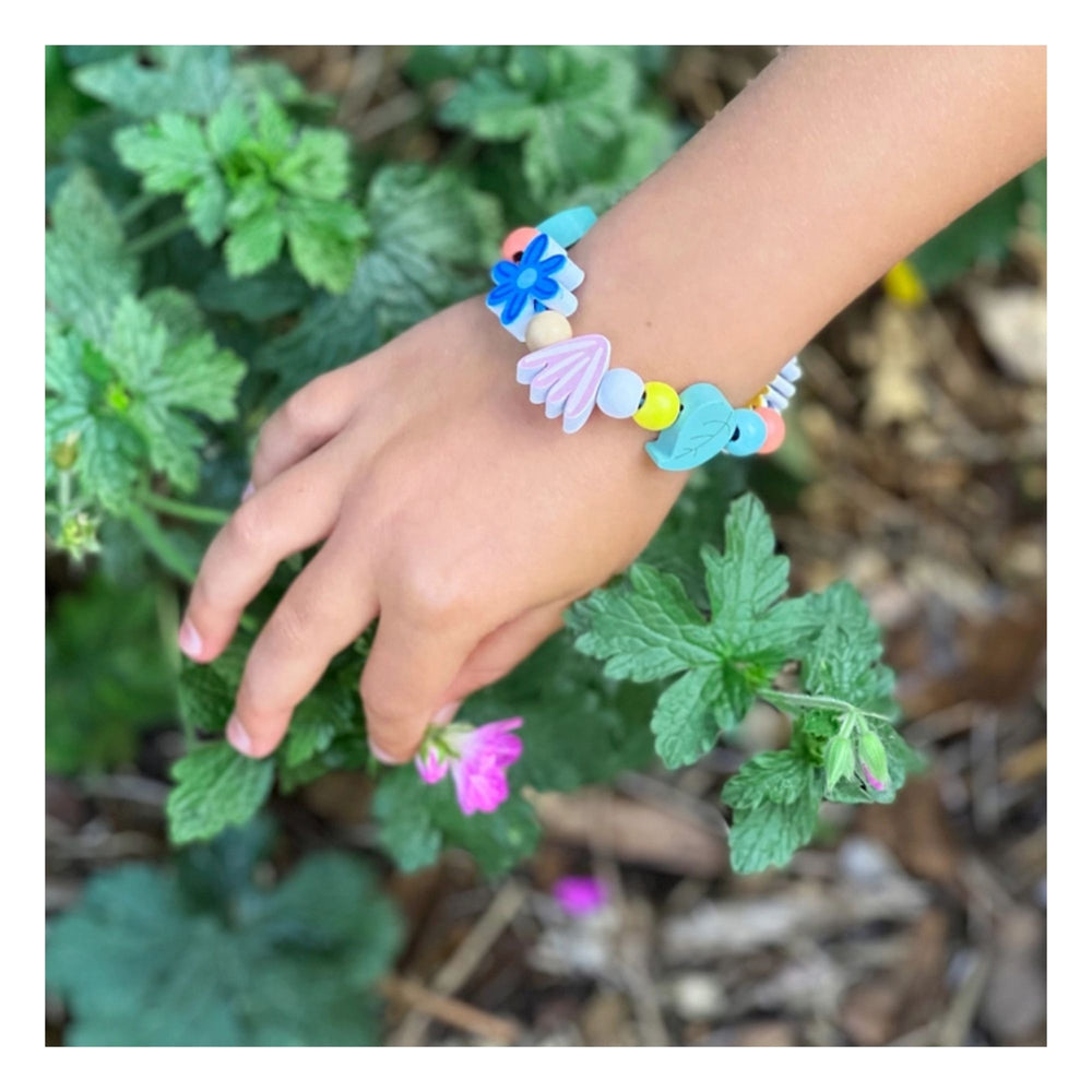 
                  
                    Wildflower Bracelet Kit
                  
                
