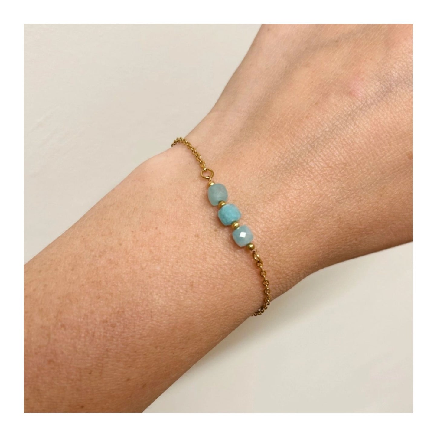 Turquoise Bead Bracelet