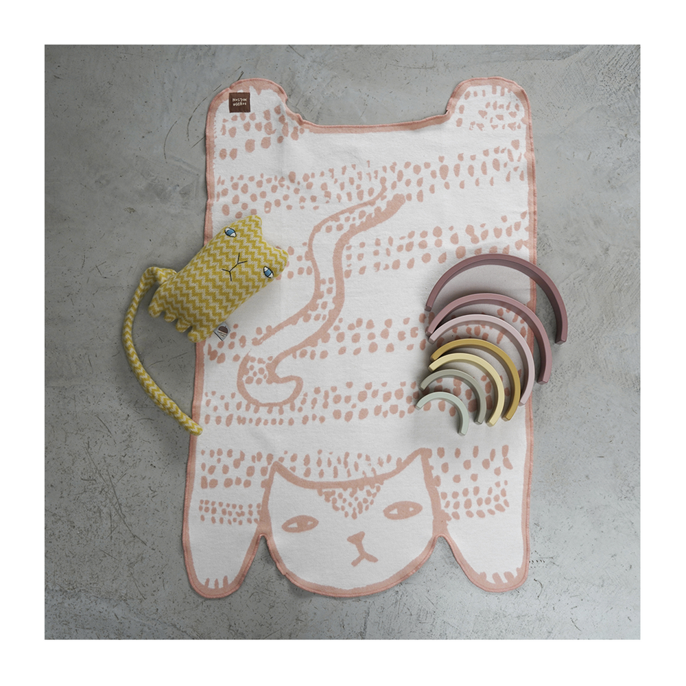 
                  
                    Cat Cotton Mini Blanket
                  
                