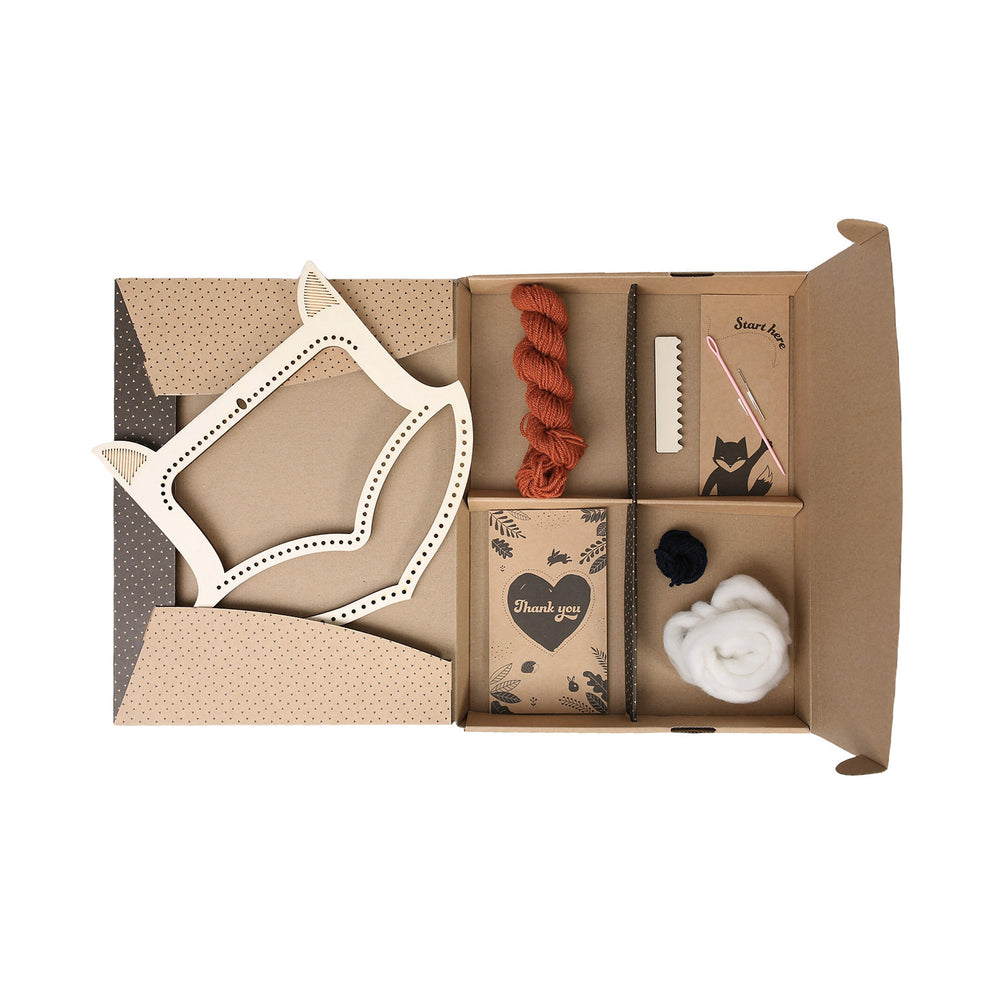 
                  
                    Fox Weaving Kit
                  
                