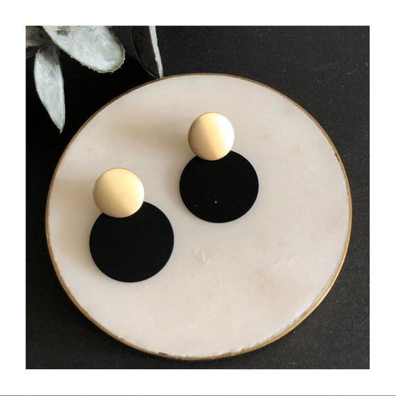 Matte Gold Disc Earrings
